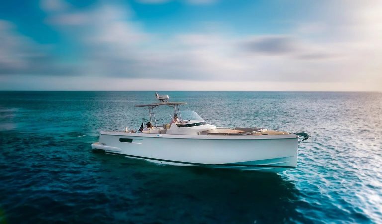 Fjord 36 private boat charter in Cozumel