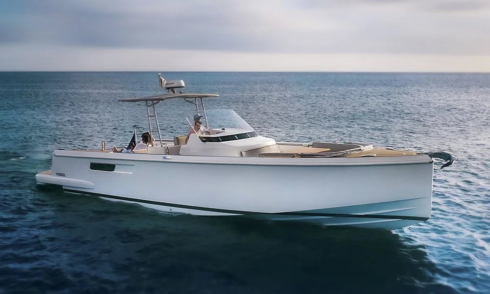 Fjord 36 private yacht charter in Cozumel