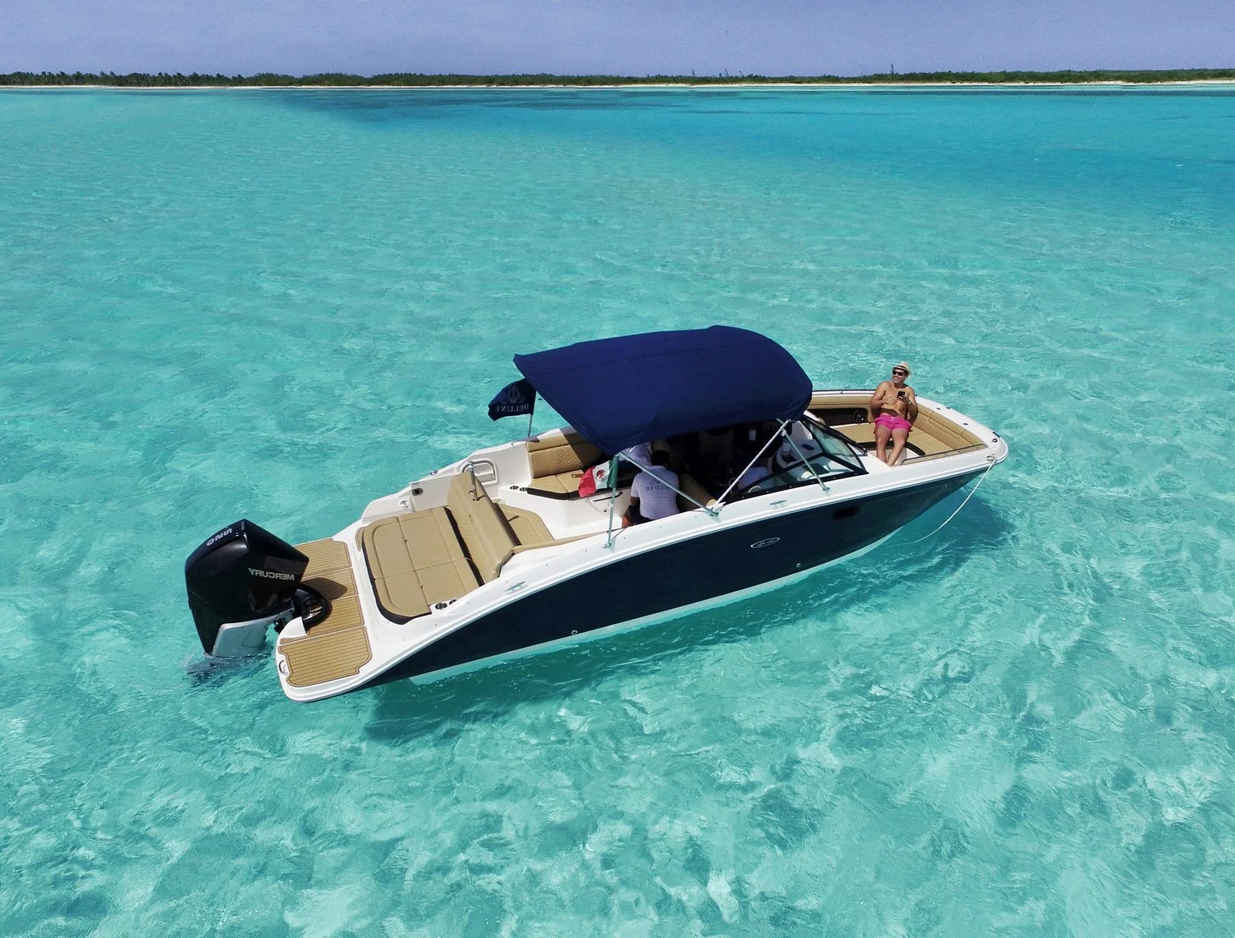 Sea Ray 27 private boat charter in Cozumel