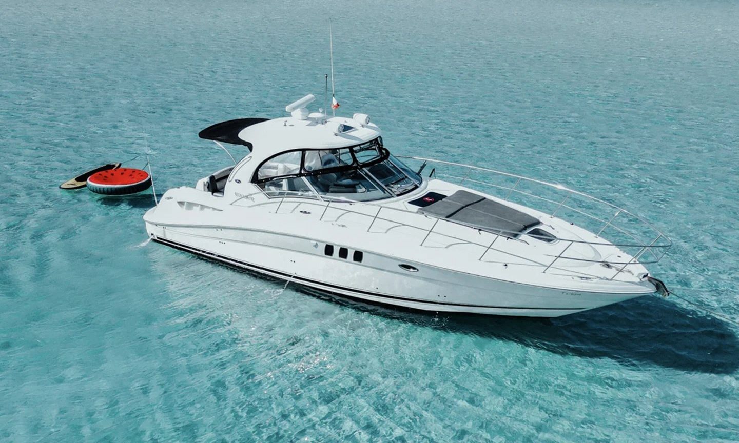 Sea Ray 40 Mint yacht rental in Cozumel